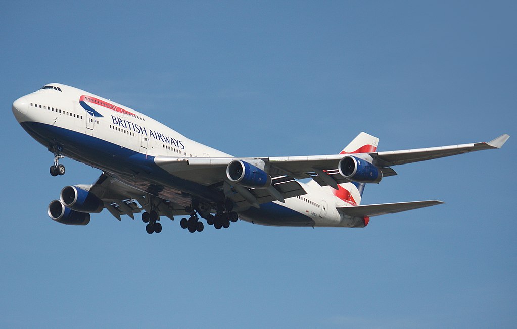 A British Airways Boeing B747-400