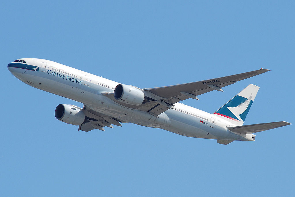 A Cathay Pacific Boeing B777-200LR