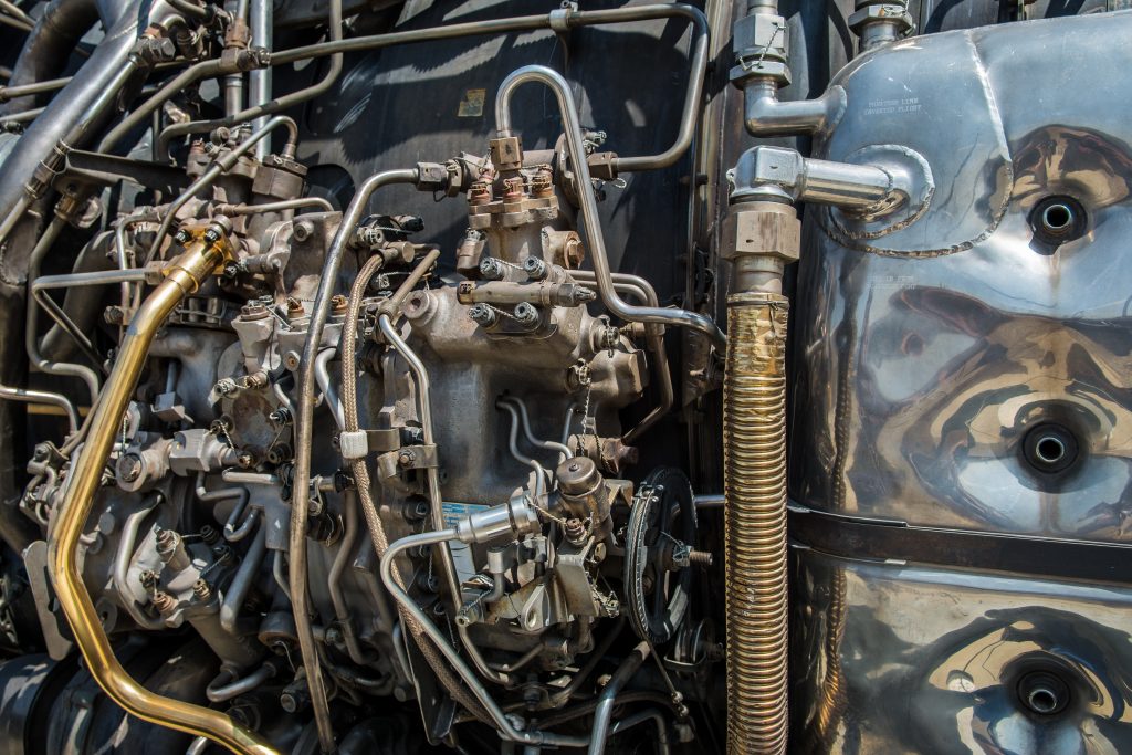 The Pratt & Whitney J58 jet engine and some of its hydraulic systems. 