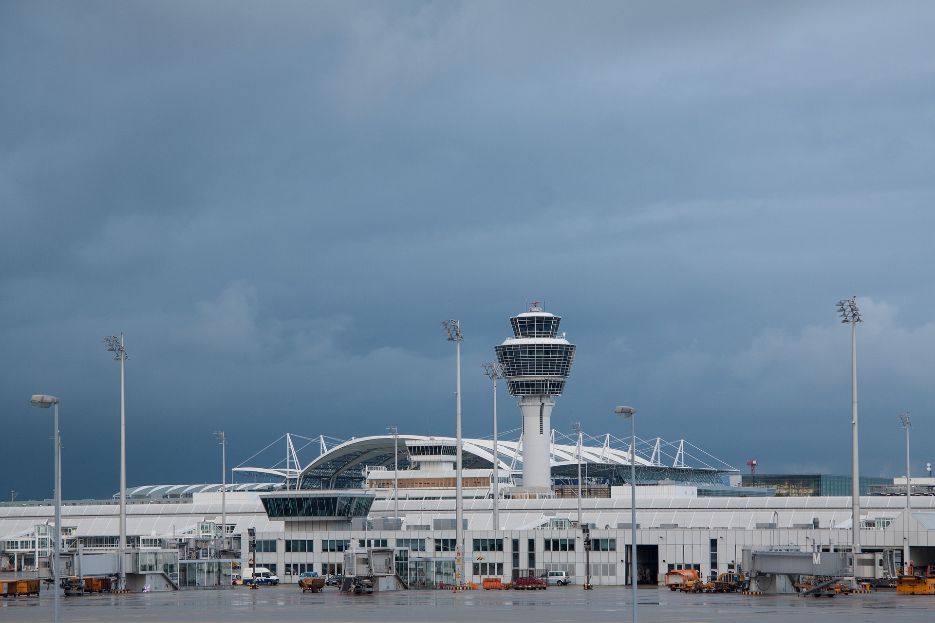 An Air traffic controller tower at an airport.